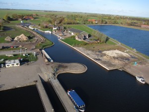 Kijkdagen bij sluis Blauwe Passage aan Oldambtmeer Kijkdagen bij sluis Blauwe Passage aan Oldambtmeer